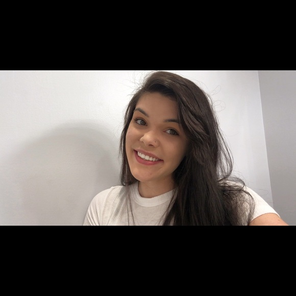 Meet your Posher, Brittney - Picture 1 of 1